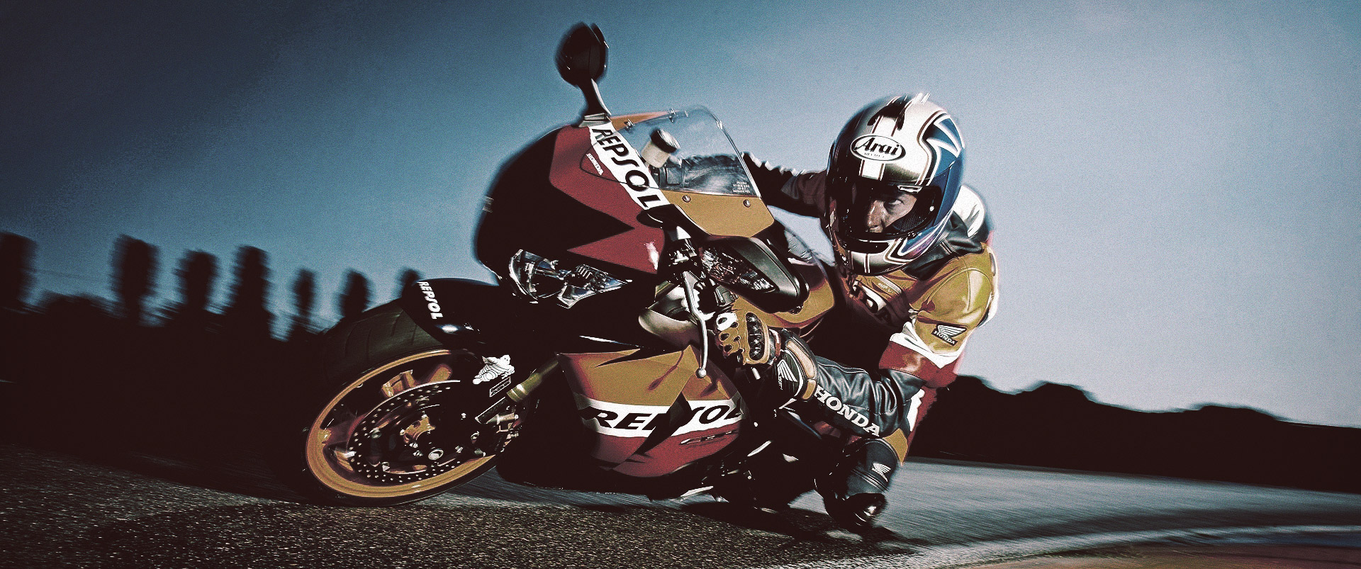 Racing-Honda-Rapsol-Bikes-HD-Wallpapers